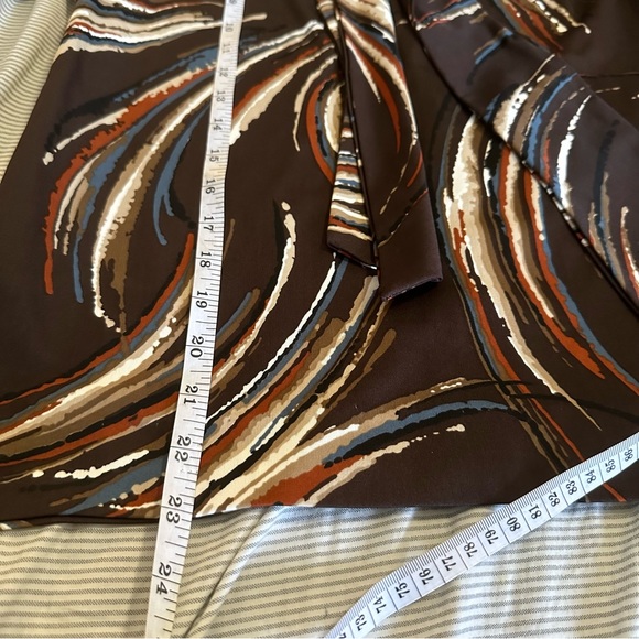 Vintage 1960s brown abstract tie blouse with sheer puffy sleeves - Picture 7 of 9